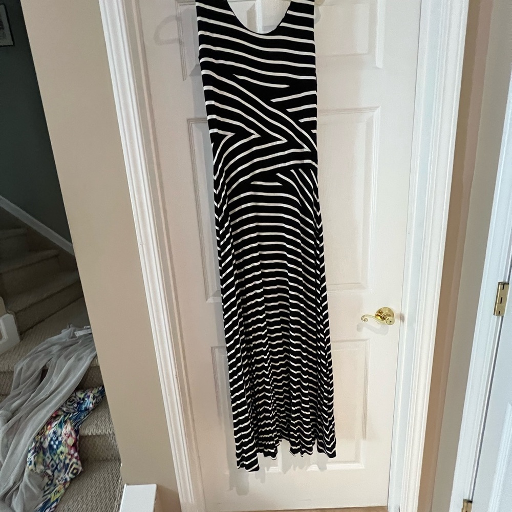 Elegant Navy and White Striped Maxi Dress